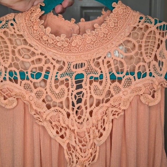 Altar'd State Dress Women's Size Small Peach Lace Crochet Lined - Picture 4 of 8